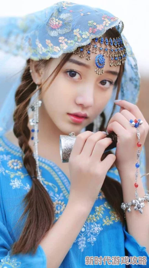 尤物校花闺蜜呻吟小美人鱼3：爱丽儿的起源追寻梦想勇敢前行创造属于自己的未来
