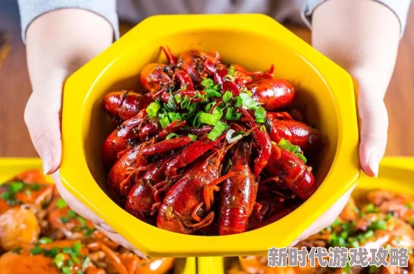 肉溥团之夜宵魂深夜食堂营业中香辣小龙虾煲仔饭上线