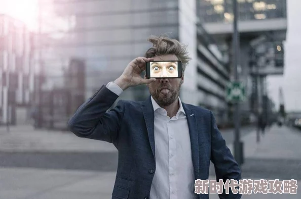 白毛老头自慰Gay震惊！监控曝光竟是AI换脸伪造