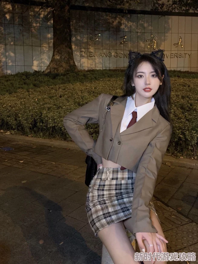中考前妹妹让我c1次听说她跟隔壁班小王也有一腿真是让人大跌眼镜