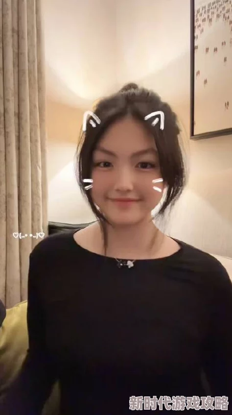 趴在墙上揉捏翘臀求饶h听说隔壁班小花也喜欢这种play还拍了视频上传到某网站了