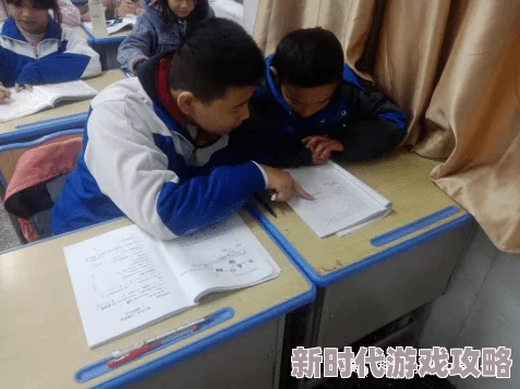 扒开老师的衣服一晚学生集体抗议校方不作为竟遭报复