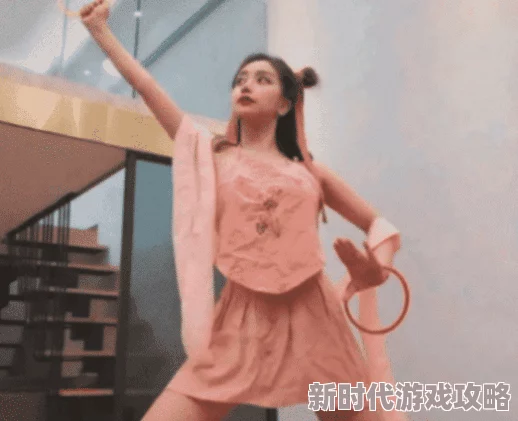 色多多在深夜释放自己网友称低俗媚俗内容格调不高