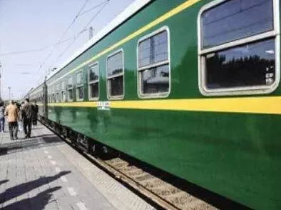 火车上的激情刺激小说h含有色情描写已被举报 火车上的激情刺激小说h含有色情描写已被举报