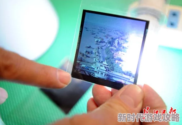 黄色绿像片原标题为《黄与绿》曝光的底片经AI上色修复后旧貌换新颜
