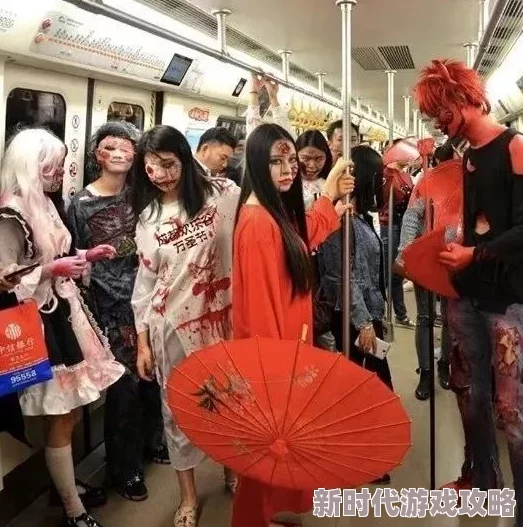 猛鬼舔人深夜地铁惊现神秘湿痕引发恐慌