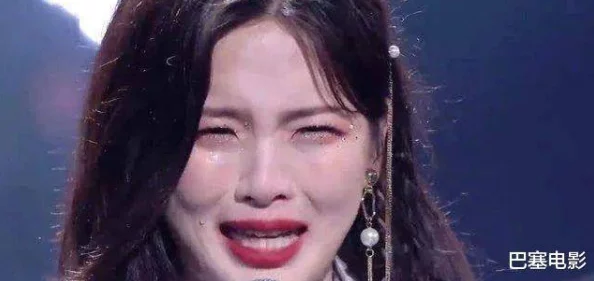 火箭少女翻白眼流眼泪流口水网传练习生压力过大导致生理反应异常