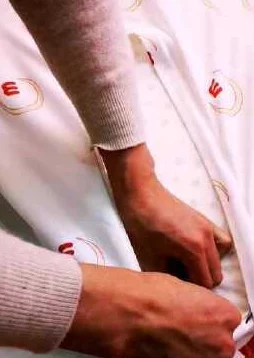 男生和女生上床视频内容涉及性行为不适合未成年人观看请谨慎选择