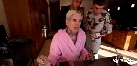 情趣欧美秘书办公室激情视频流出完整版遭疯传尺度惊人