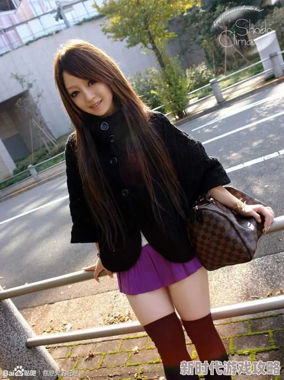 樱井莉亚番号据说她最爱吃草莓蛋糕而且喜欢收集各种卡通袜子