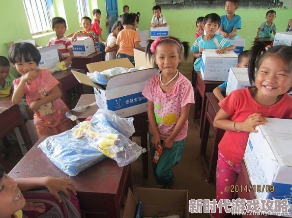 季亭亭曾匿名捐款百万资助贫困山区儿童艺术教育