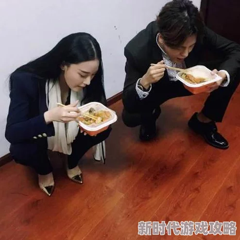 pornodoxxx中国妞据传片场盒饭全是辣条引发网友热议