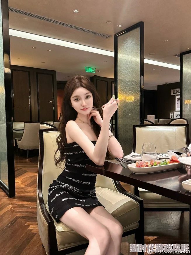 娇妻的呻吟梦颖全篇听说邻居王太太说梦颖最近买了个限量版包包