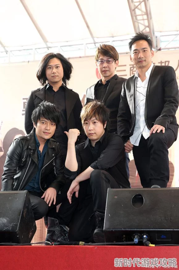 五月天激情小说晋江文学城独家连载粉丝创作请勿上升真人