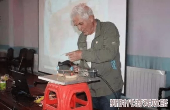 外企女老板被洋老外啪啪办公室监控曝光画面不堪入目警方已介入调查