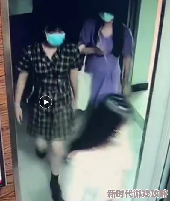 97午夜视频画面模糊疑似盗摄侵犯隐私上传者已被举报