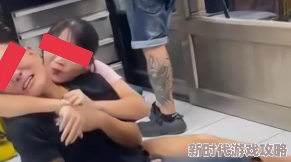 女学生被老外躁的嗷嗷叫为什么满足了人们的窥私欲为何引发网友好奇心