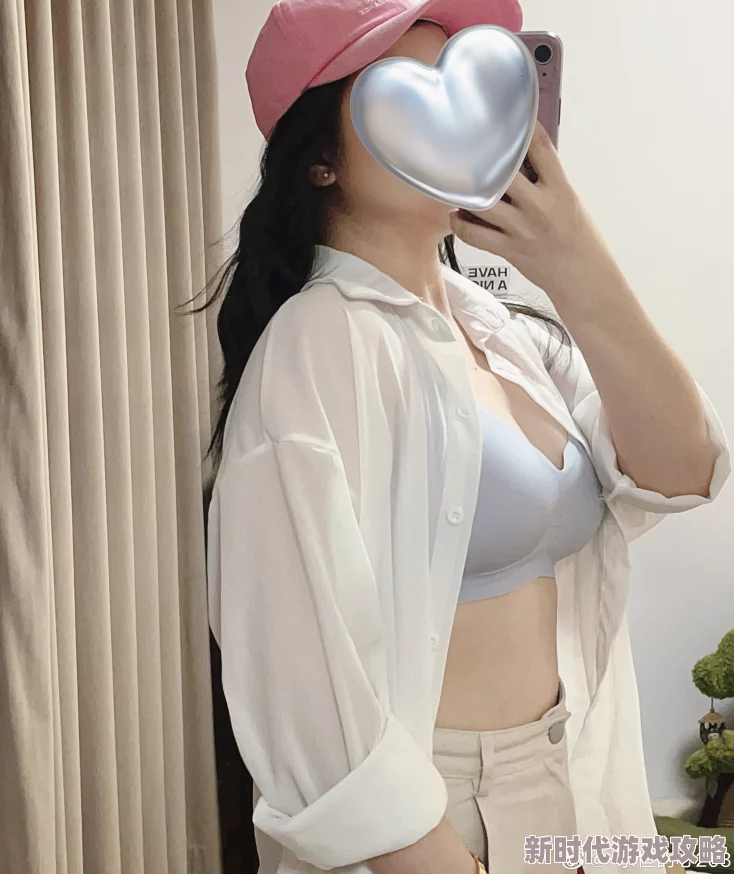 为什么让人着迷撕开奶罩揉吮奶头玩大胸直播直播的互动性满足了观众的参与感
