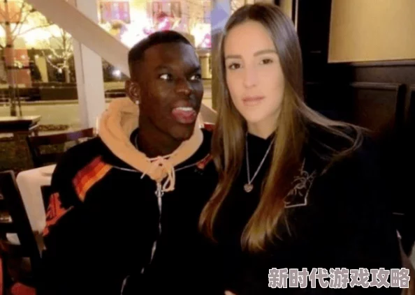 为什么引发热议娇妻当我面被黑人3p可能是因为它挑战了传统的道德观念和性观念