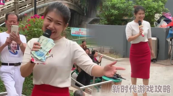 久久久婷婷为何如此受欢迎因为她甜美的歌声和迷人的舞台魅力